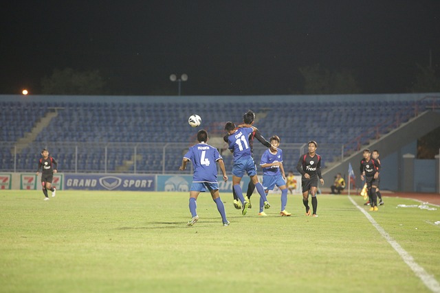 乔治虽未 乔治虽未